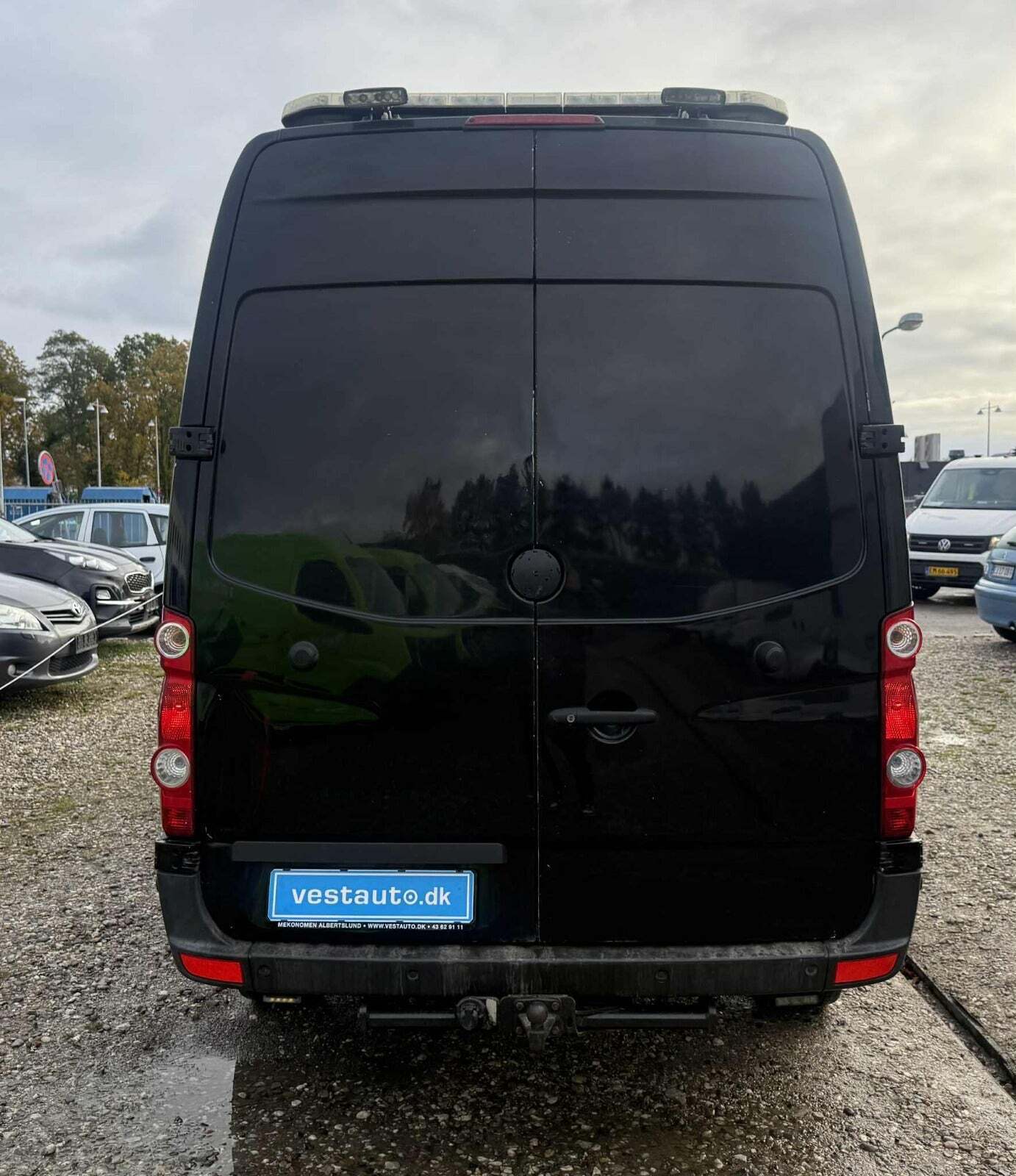 VW Crafter 2,0 TDi 163 Kassevogn M