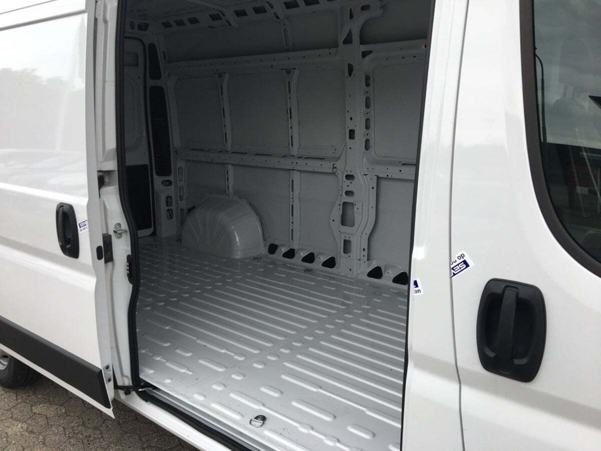 Citroën Jumper 33 2,2 BlueHDi 140 L3H2 FlexLine