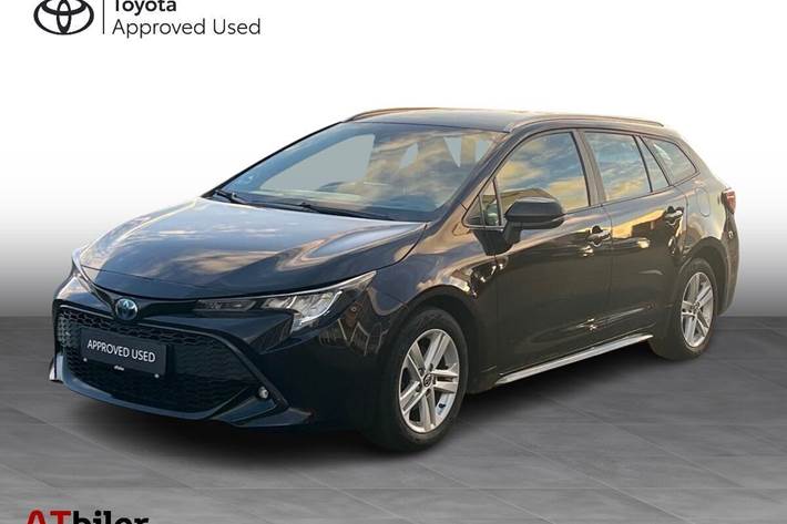 Brun Toyota Corolla fra 2019 set udefra