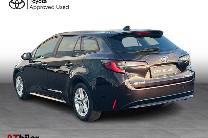 Brun Toyota Corolla fra 2019