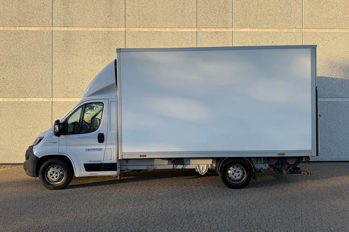Hvid Fiat Ducato fra 2020
