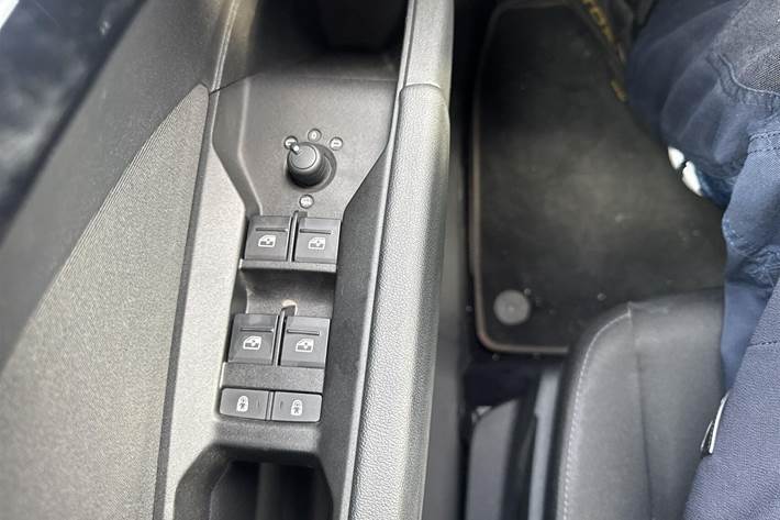 Grå Audi Q4 fra 2022