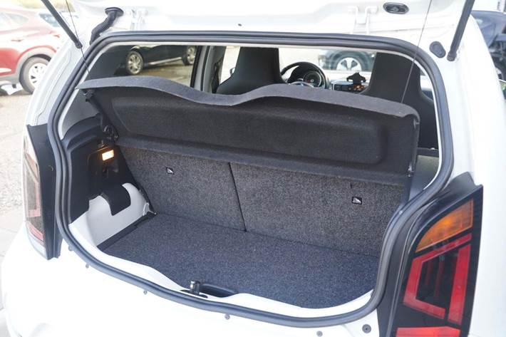 Hvid VW UP! fra 2019