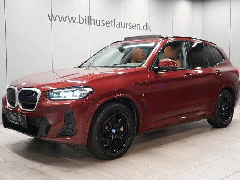 BMW iX3 Charged M-Sport