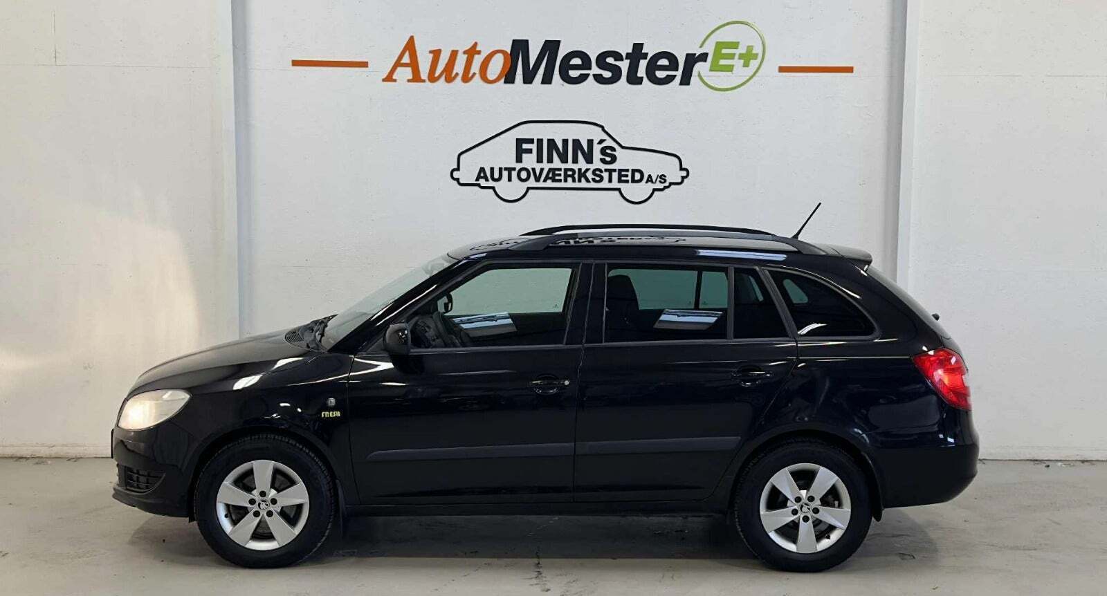 Sort Skoda Fabia fra 2013
