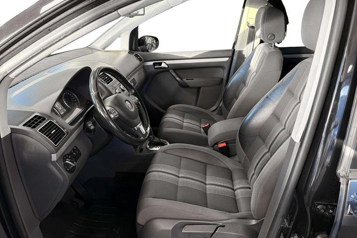 Sort VW Touran fra 2013