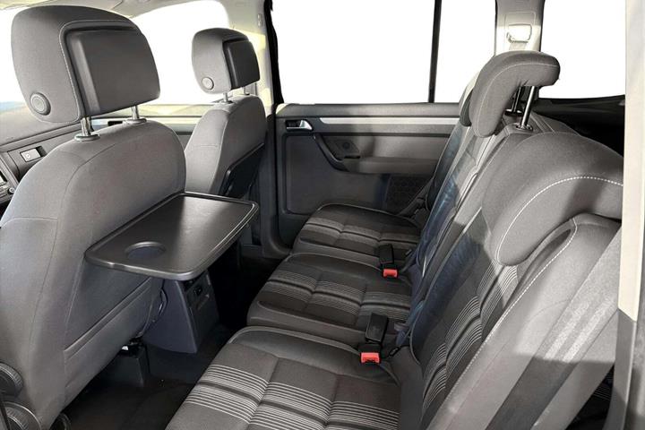 Sort VW Touran fra 2013