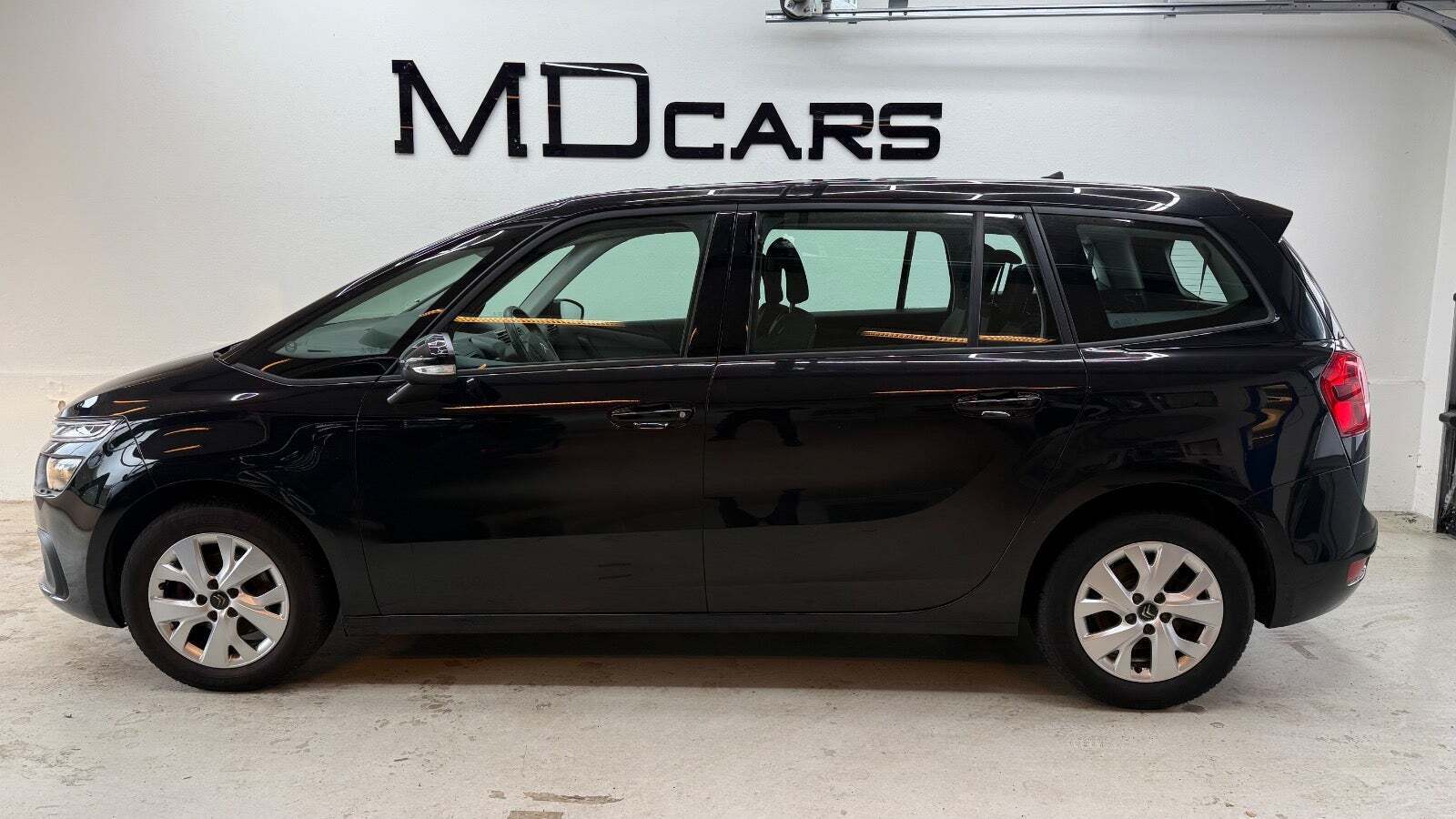 Grå Citroën Grand C4 SpaceTourer fra 2018