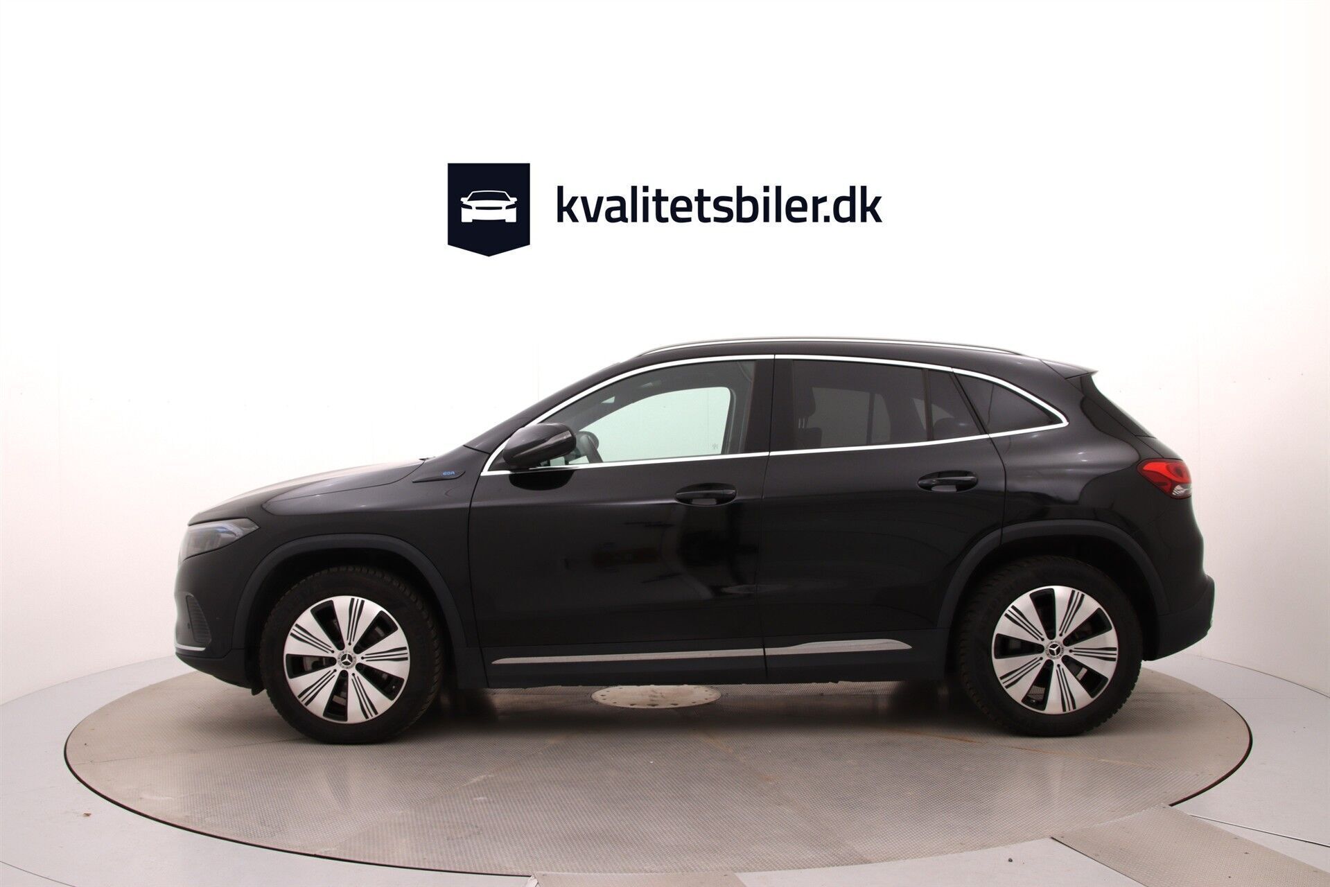 Sort Mercedes EQA 250 fra 2023