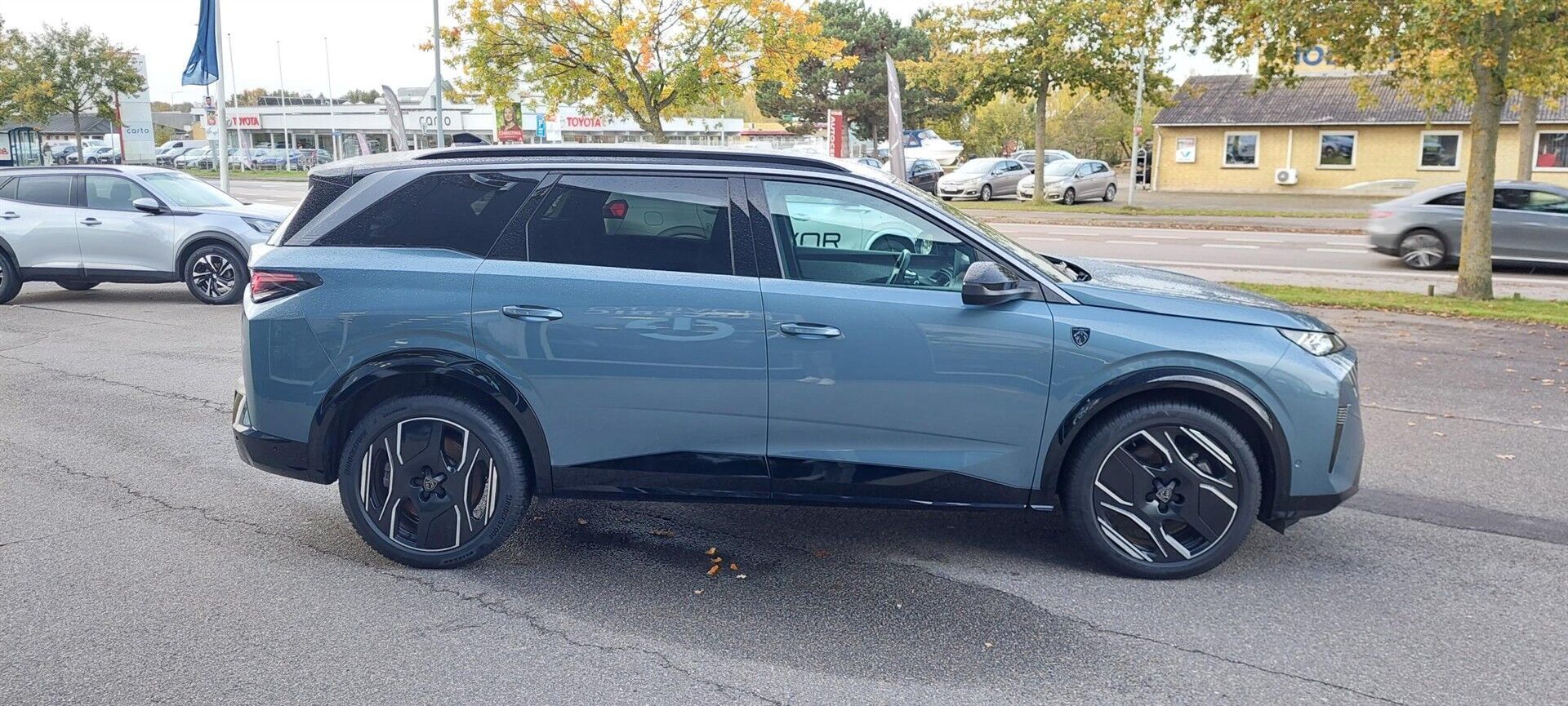 Peugeot e-5008 EL GT Pack 210HK 5d Aut.