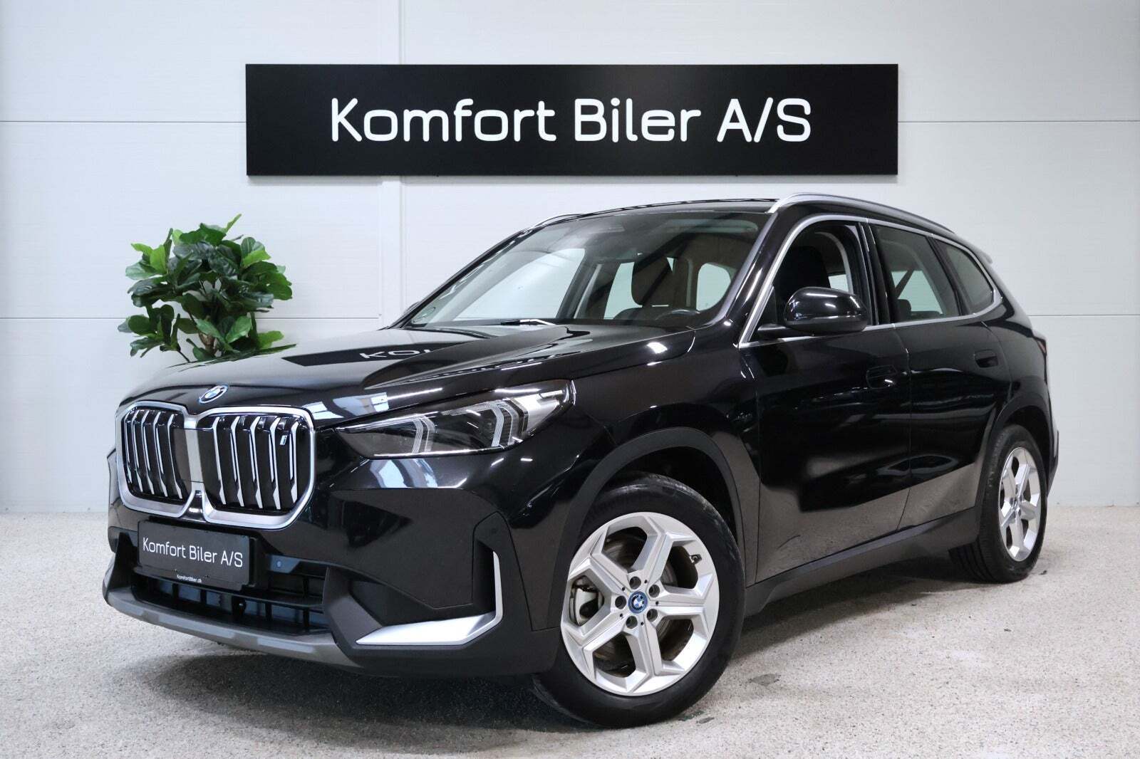 BMW iX1 xDrive30