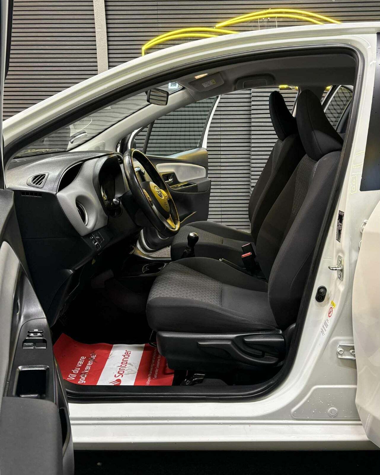 Toyota Yaris 1,0 VVT-i T2