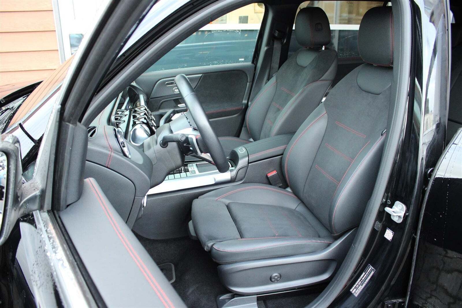 Mercedes EQB250+ AMG Advance