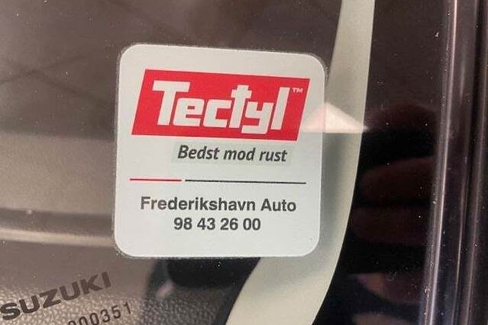 Rød Suzuki Swift fra 2020