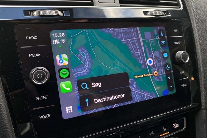 Hvid VW Golf VII fra 2020