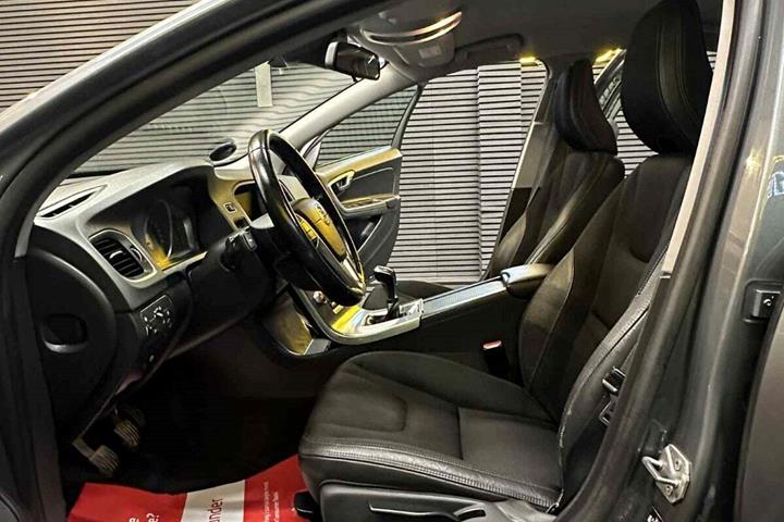 undefined Volvo S60 fra 2016 set indefra