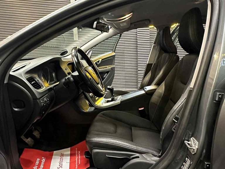 Volvo S60 2,0 T3 152 Summum