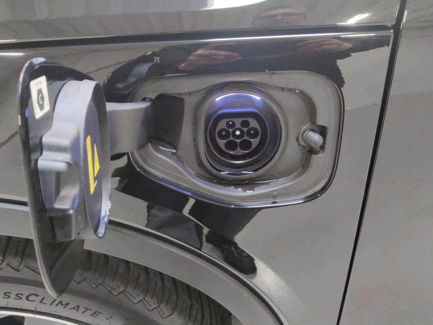 Sort Volvo XC40 fra 2023