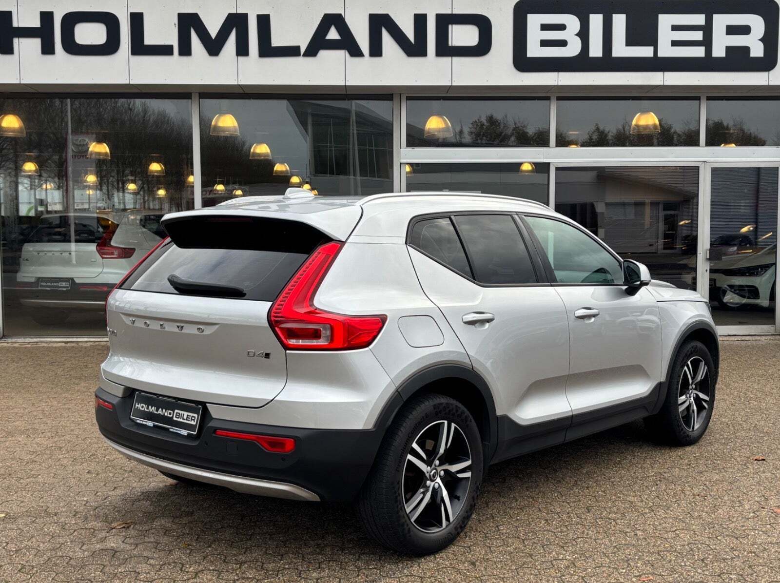 Sølv Volvo XC40 fra 2018