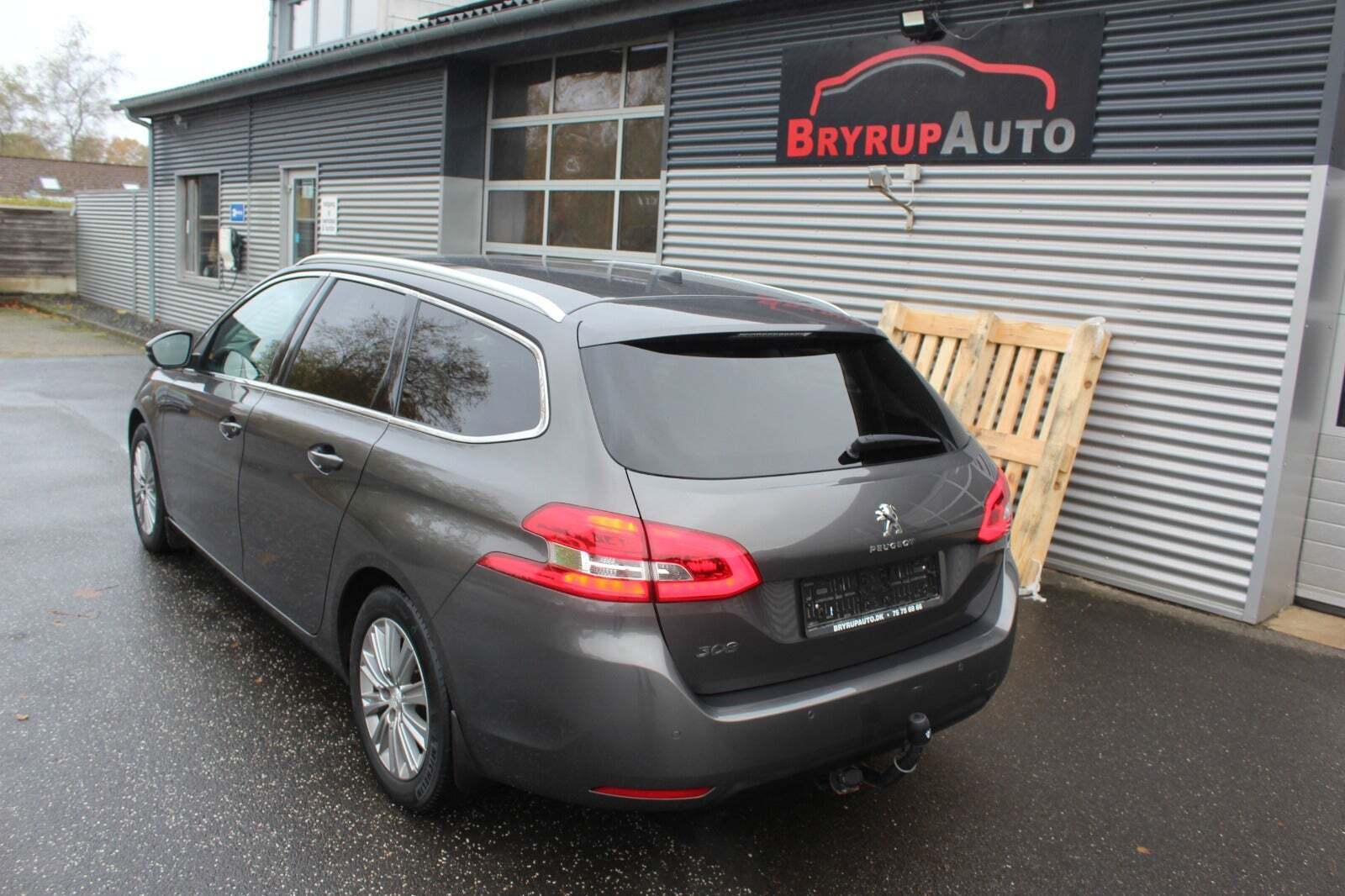 Peugeot 308 1,5 BlueHDi 130 Evolution SW EAT8