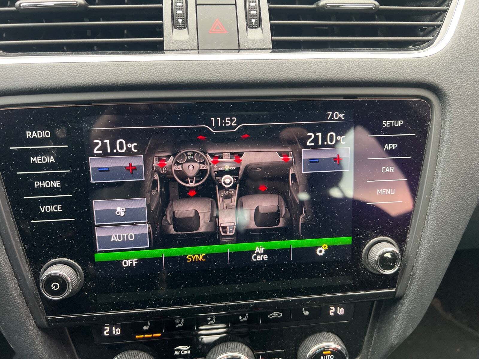 Sort Skoda Octavia fra 2018