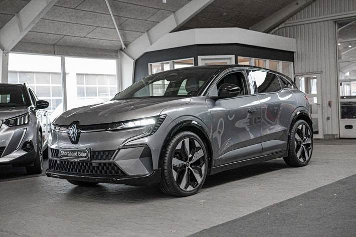 Grå Renault Megane E-Tech fra 2024