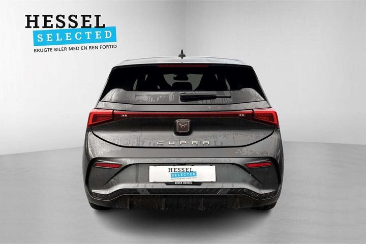 Grå Cupra Born fra 2023