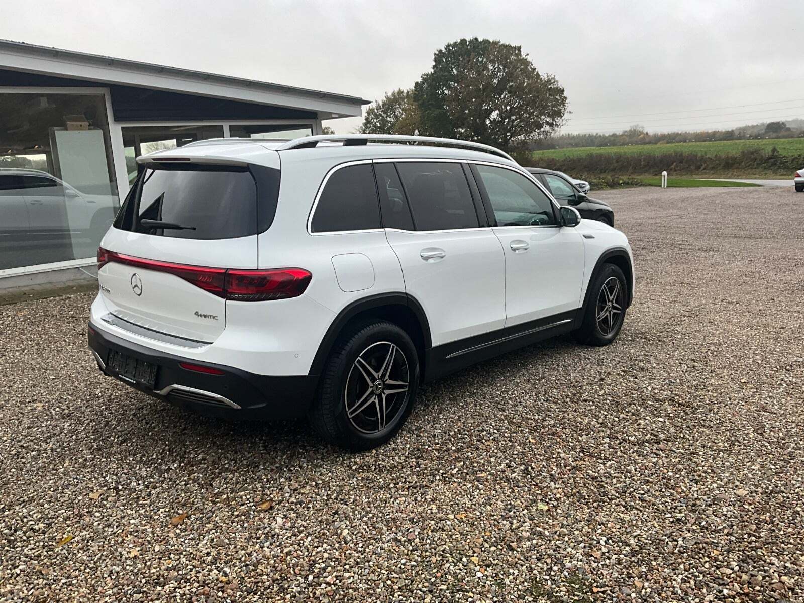 Mercedes EQB300 AMG Line 4Matic