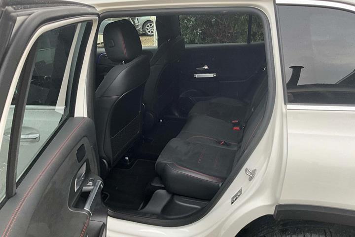 undefined Mercedes EQB300 fra 2022