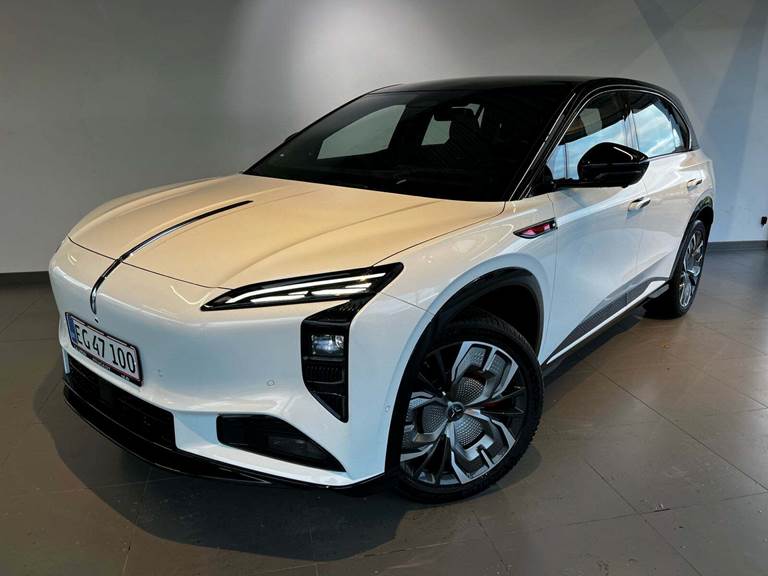 Hongqi EHS7 111 Exclusive