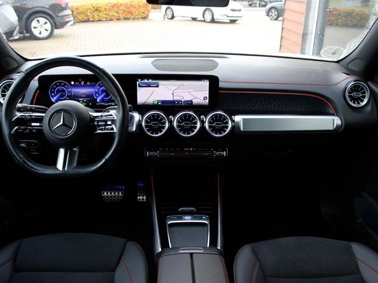 Mercedes EQB350 AMG Line 4Matic 7prs