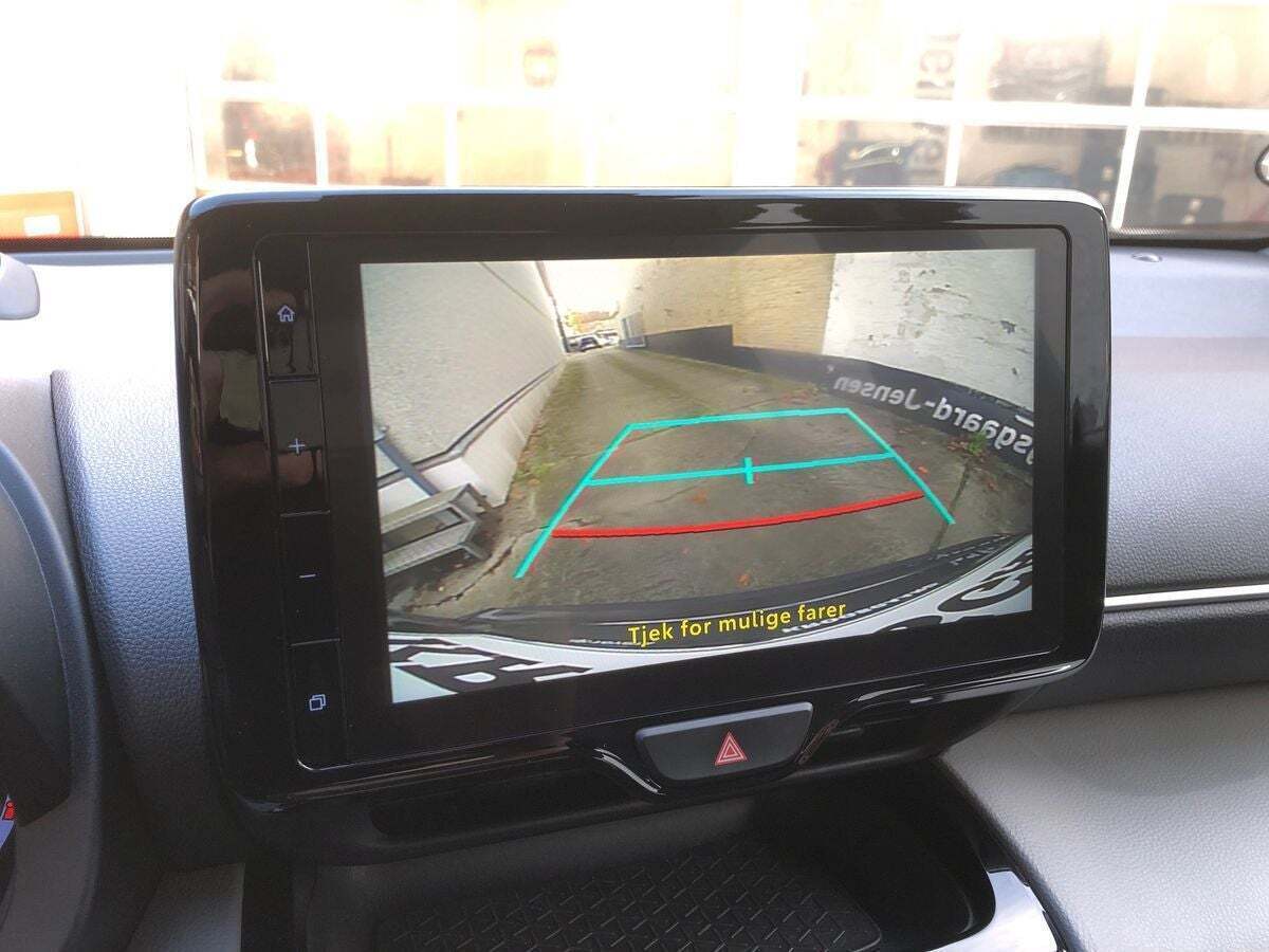 Grå Toyota Yaris Cross fra 2022