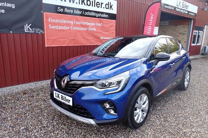 Blå Renault Captur fra 2020 set udefra