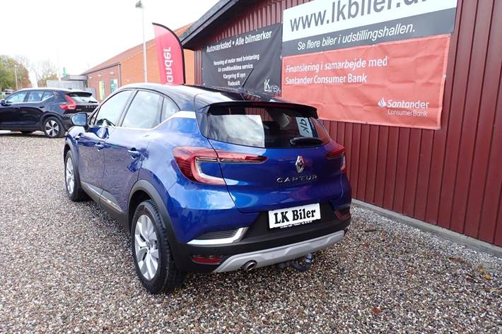 Blå Renault Captur fra 2020