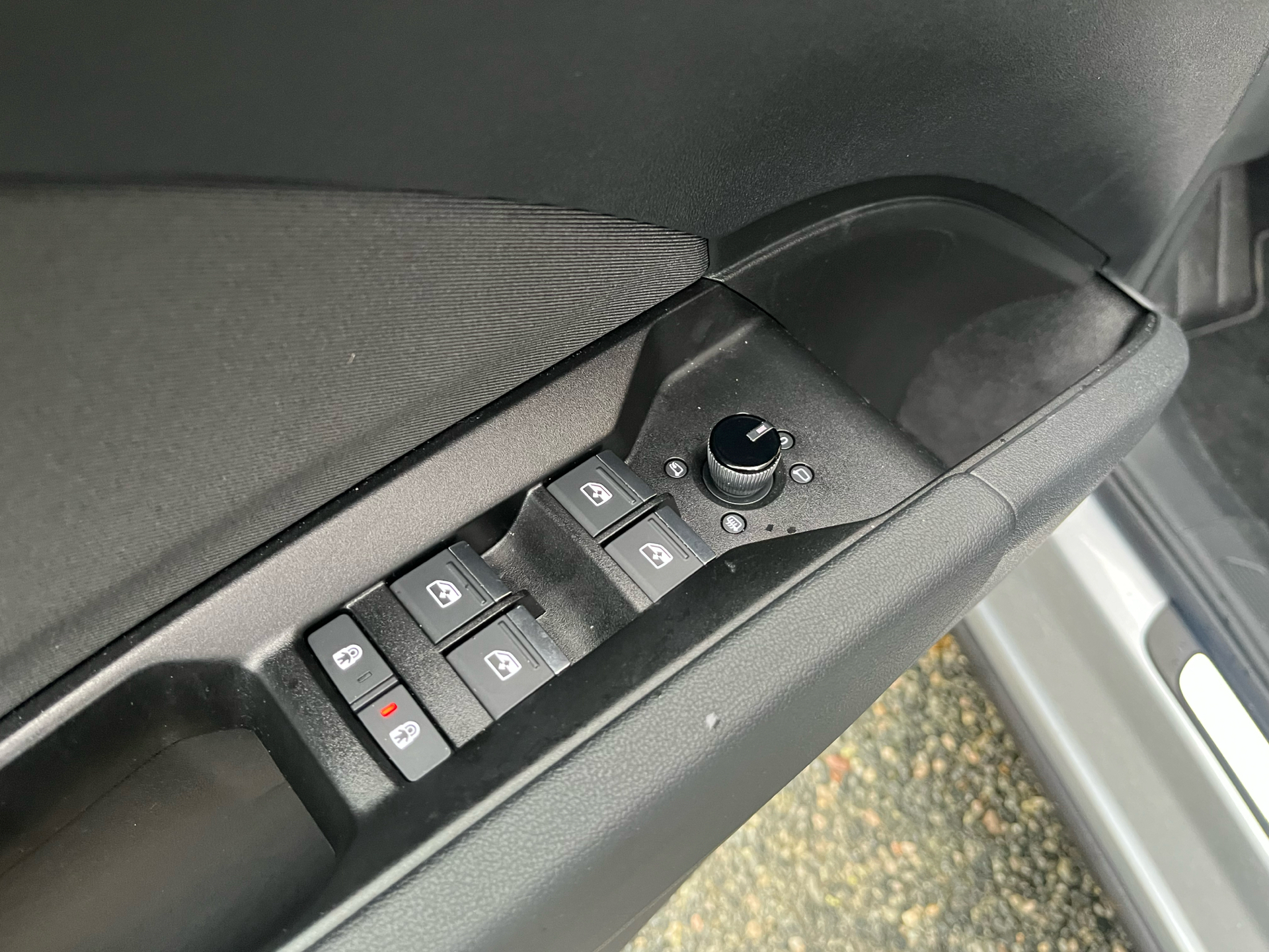 Sølv Audi Q4 fra 2024