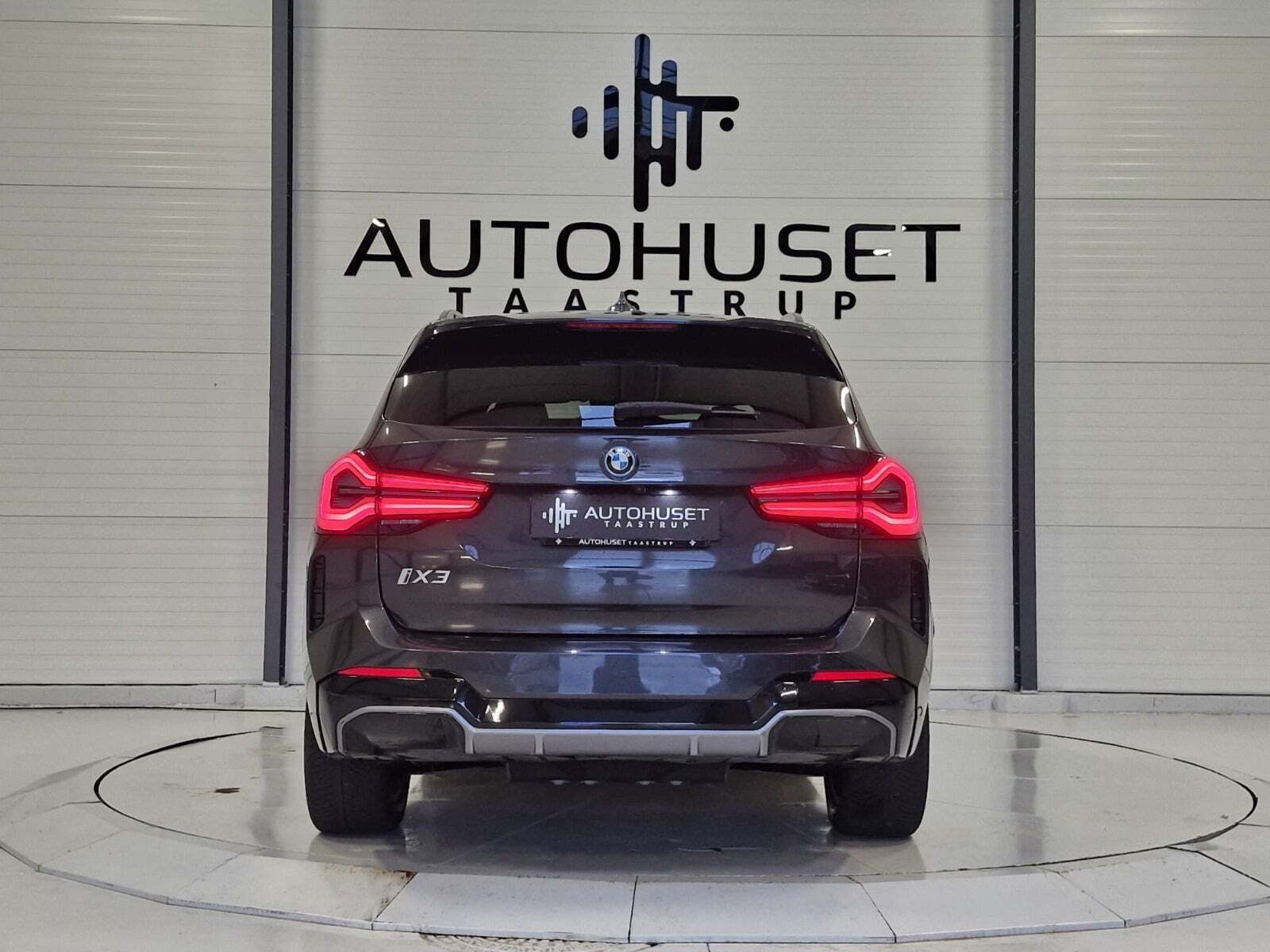 BMW iX3 Charged M-Sport