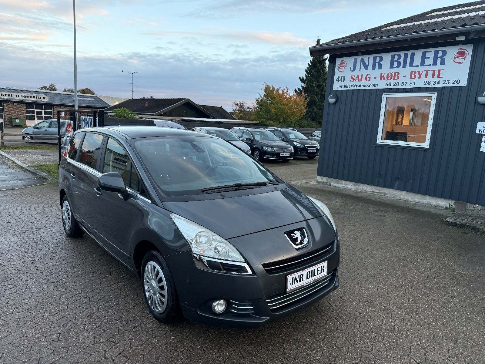 undefined Peugeot 5008 fra 2010