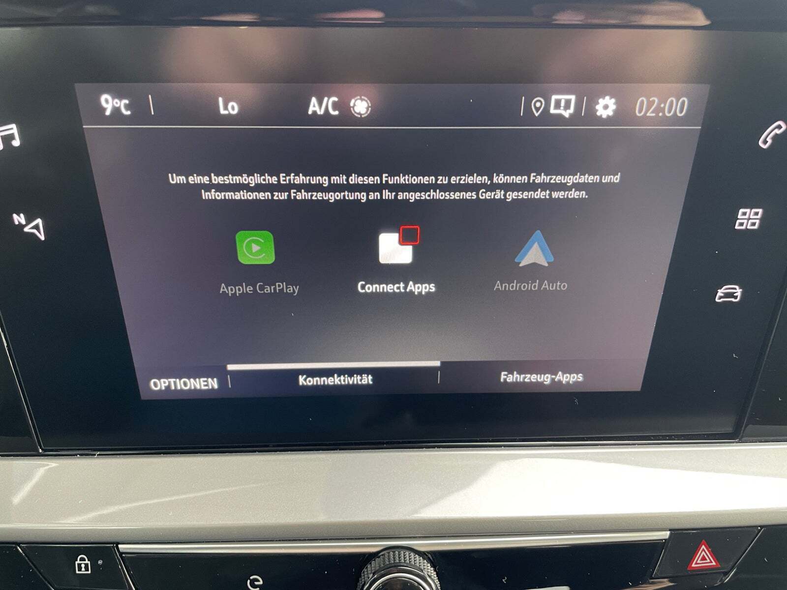 Rød Opel Mokka-e fra 2023