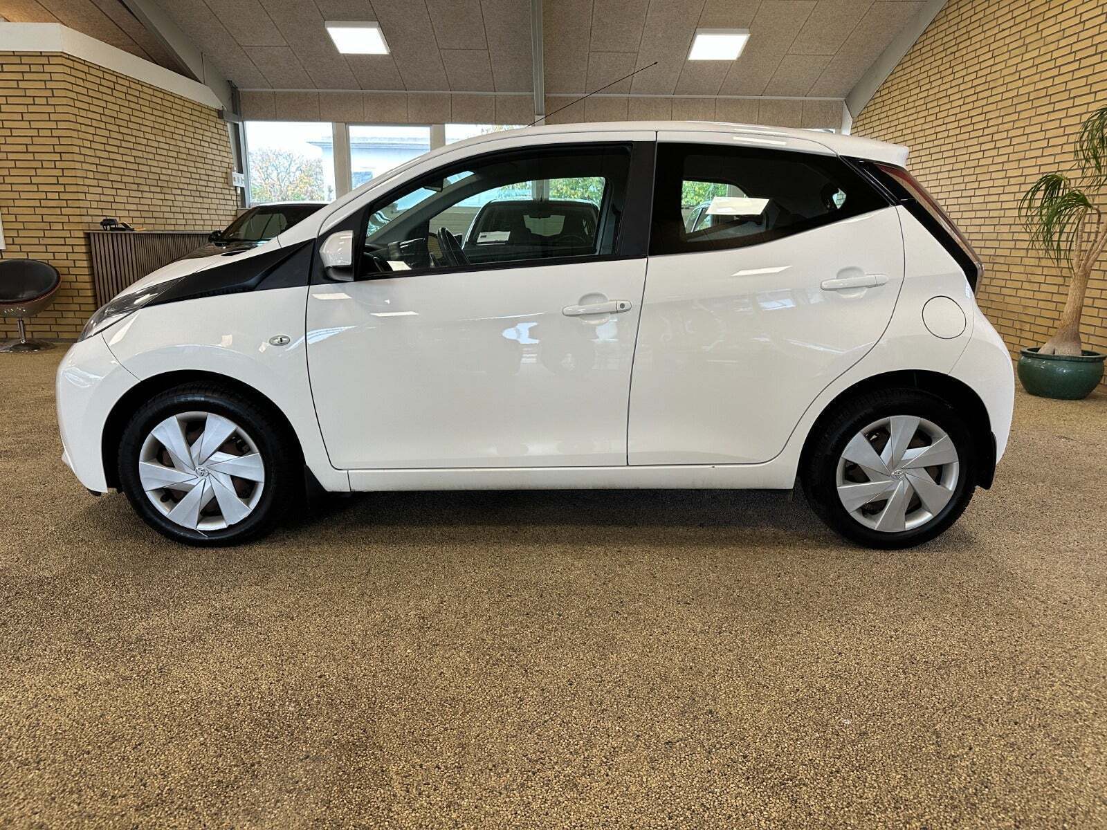 Toyota Aygo 1,0 VVT-i x-play