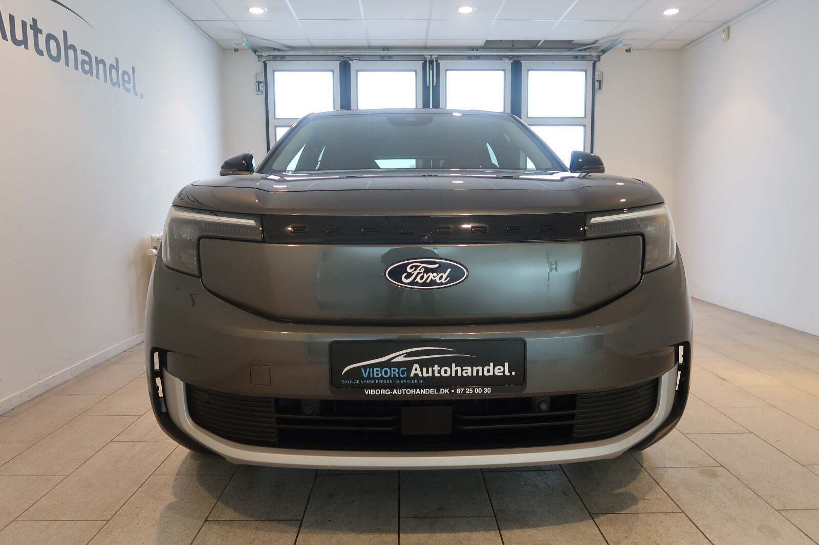 Ford Explorer 84 Premium Extended Range AWD