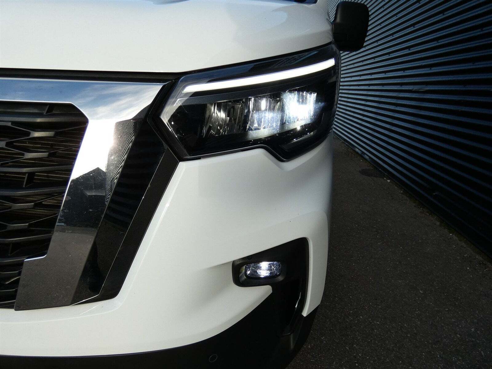 Nissan Primastar 2,0 dCi 150 L2H1 Tekna Van