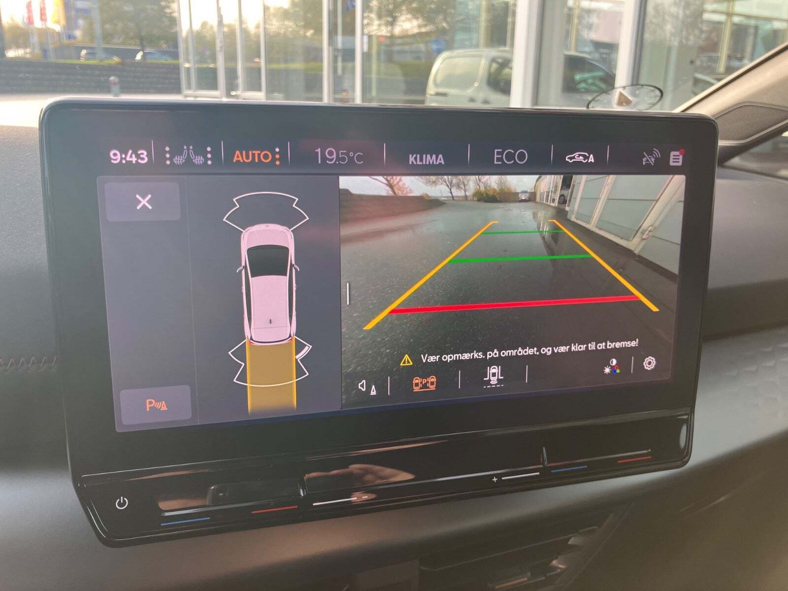 Hvid Cupra Born fra 2022