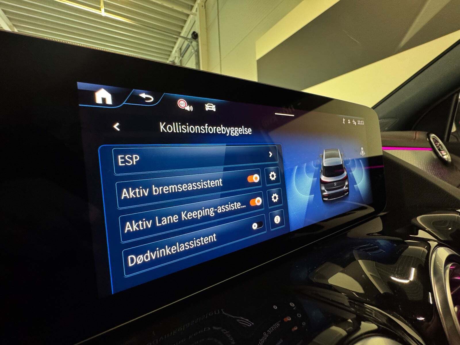 Hvid Mercedes EQA250+ fra 2025