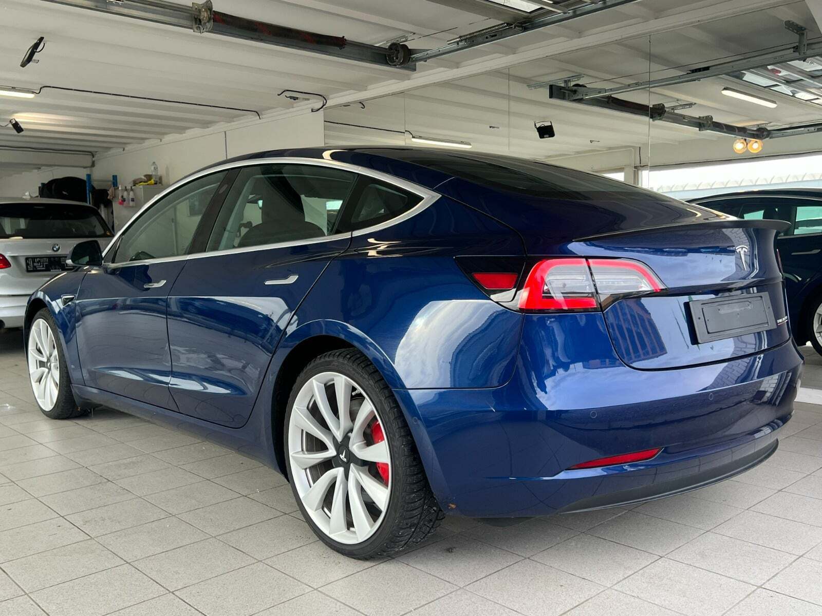 Tesla Model 3 Performance AWD