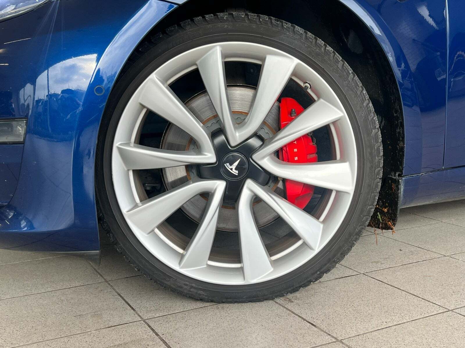 Tesla Model 3 Performance AWD