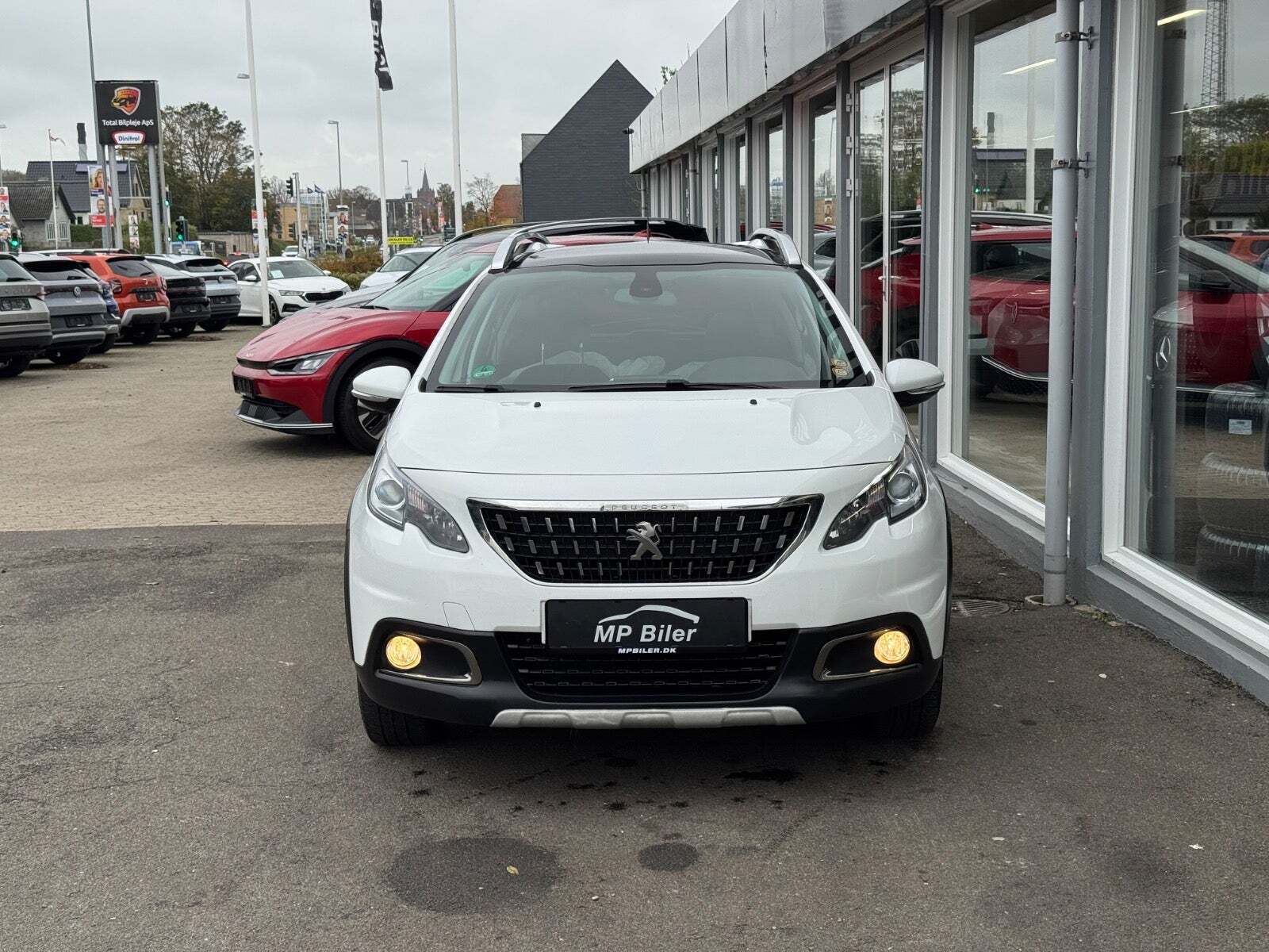 Hvid Peugeot 2008 fra 2019