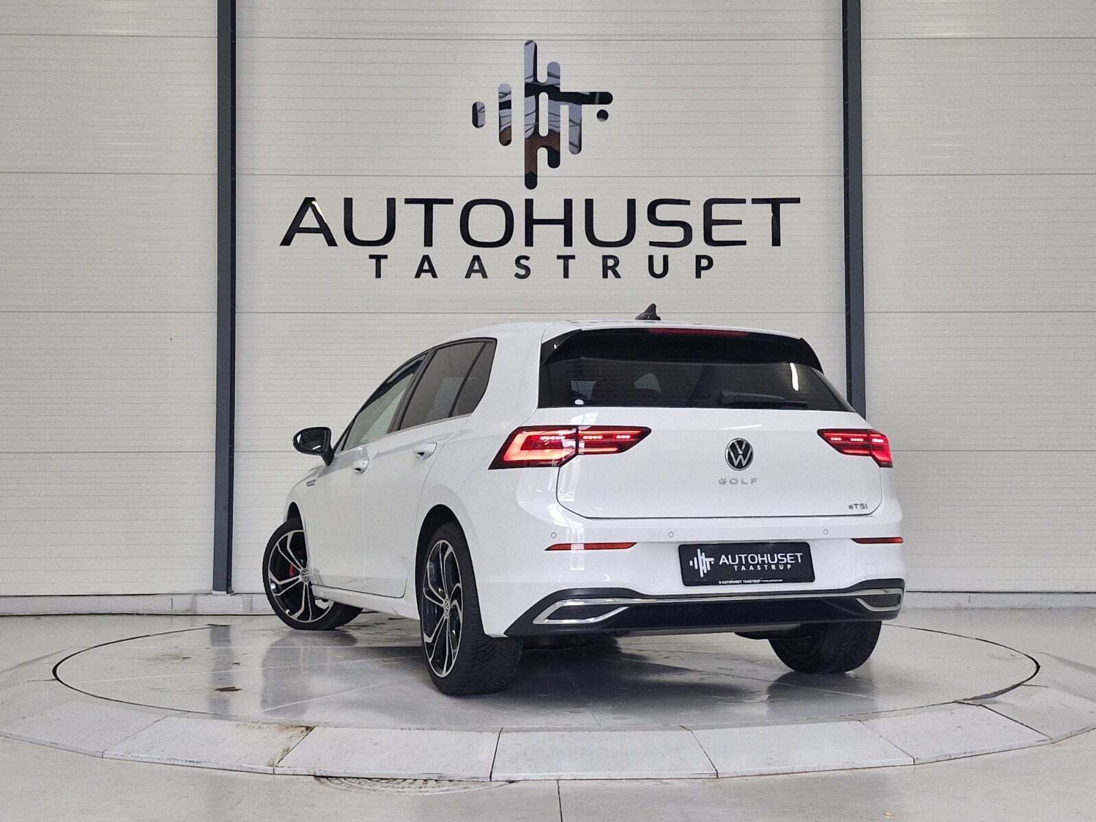 VW Golf VIII 1,5 eTSi 150 Style DSG