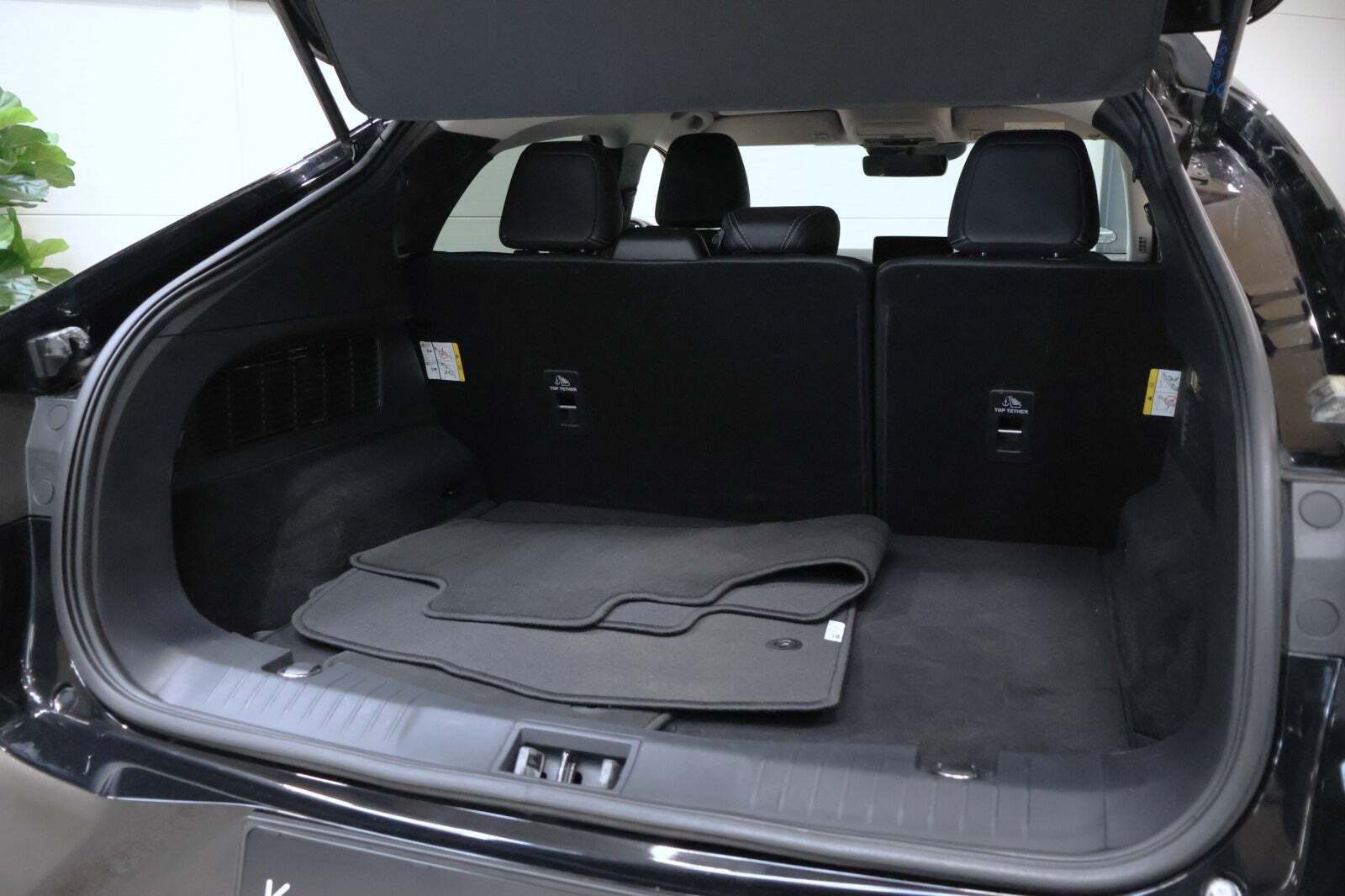 Sort Ford Mustang Mach-E fra 2023