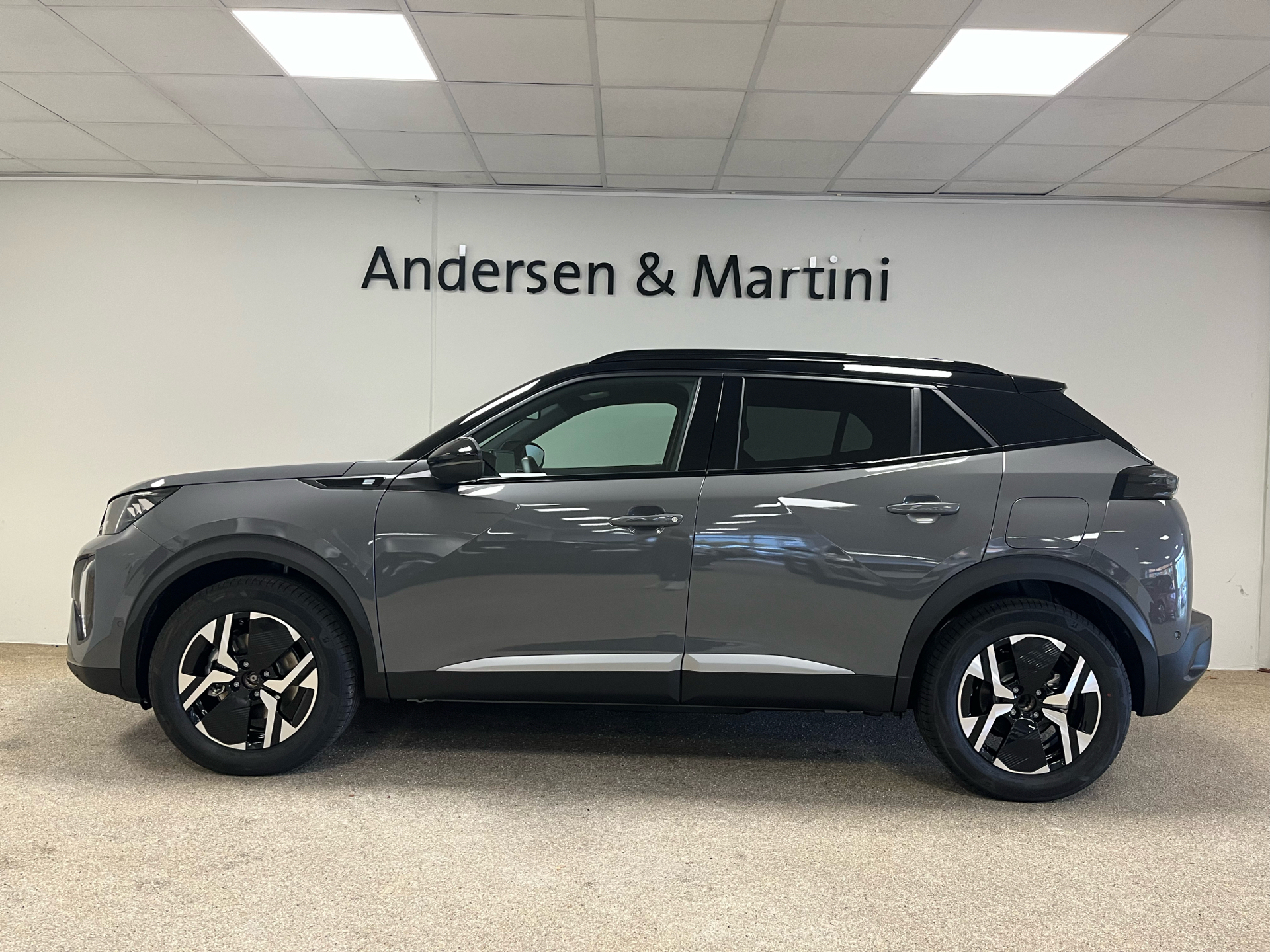 Peugeot e-2008 EL GT Sky 156HK 5d Aut.