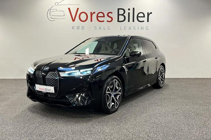Sort BMW iX fra 2023